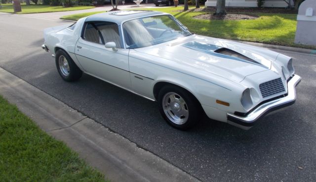 1977 Chevrolet Camaro WHITE - photo 6