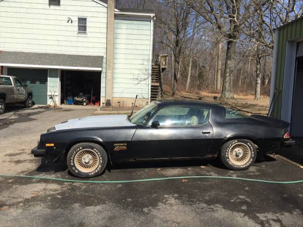 1977 Chevrolet Camaro Z28 - photo 2