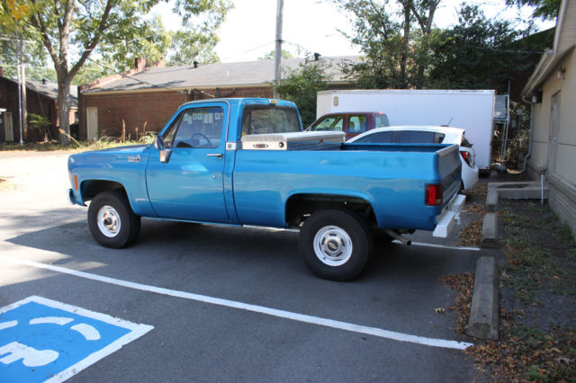 1977 Chevrolet C/K Pickup 1500 Custom Deluxe - photo 4