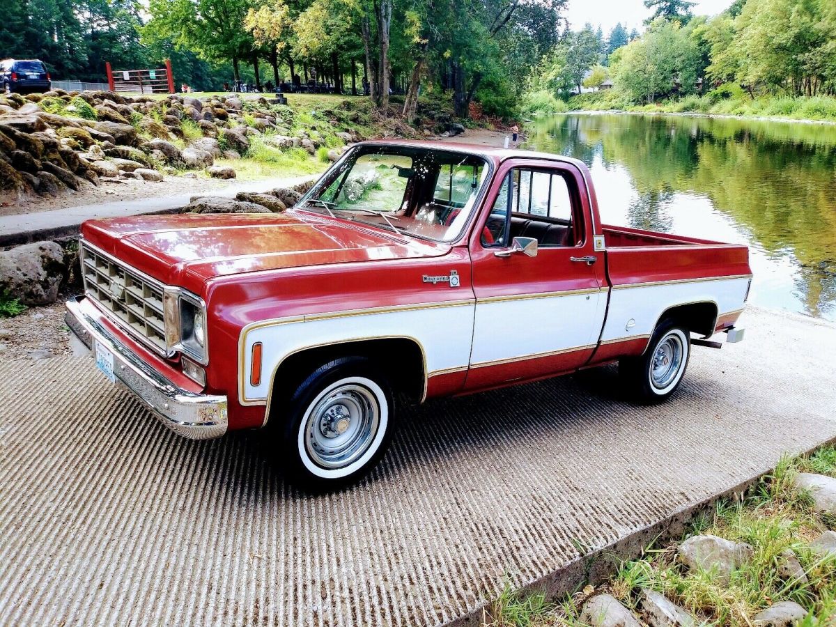 1977 Chevrolet C-10 Cheyenne - photo 2