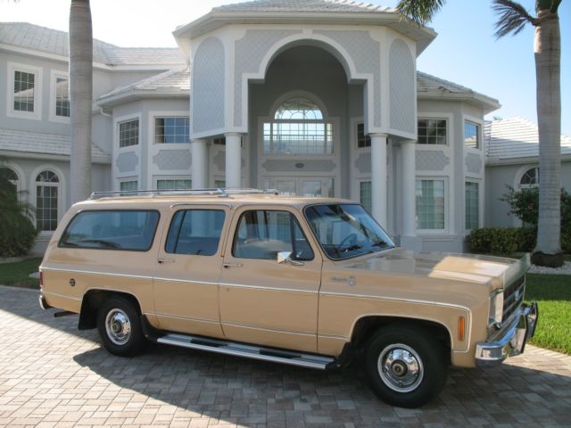 1977 Chevrolet Suburban Silverado - photo 2