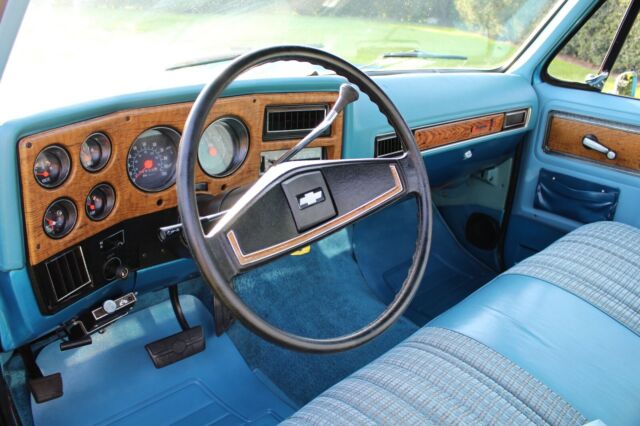 1977 Chevrolet C/K Pickup 2500 C20 Camper Special 454 Cheyenne 100+ HD Pictures - photo 13