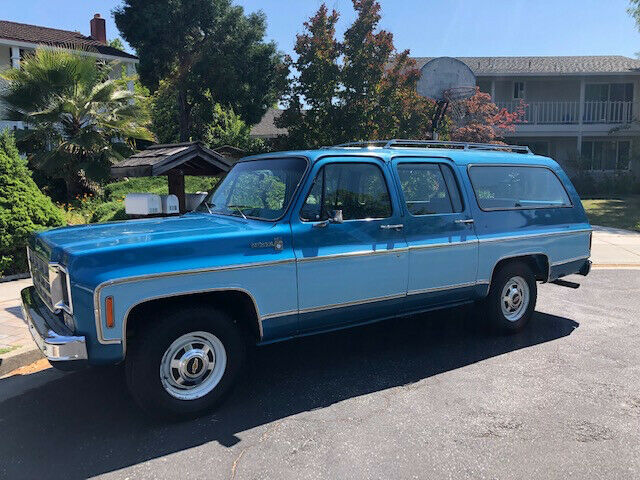 1977 Chevrolet c20 Suburban Scottsdale 3/4 ton 1977 Chevrolet Suburban SCOTTSDALE