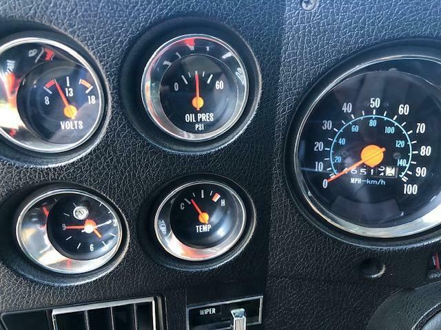1977 Chevrolet Suburban SCOTTSDALE - photo 10