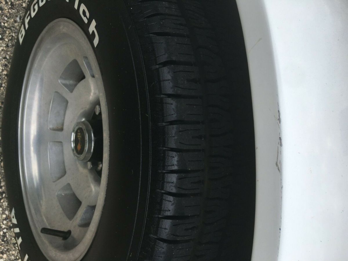 1977 Chevrolet Corvette - photo 13