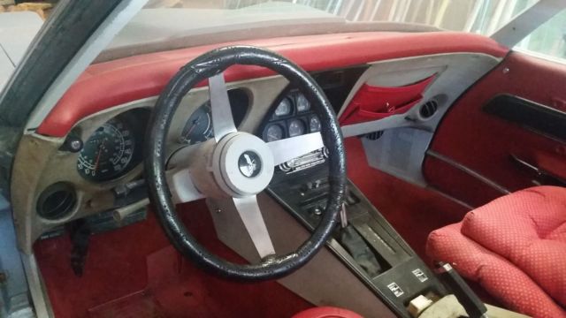 1977 Chevrolet Corvette - photo 2