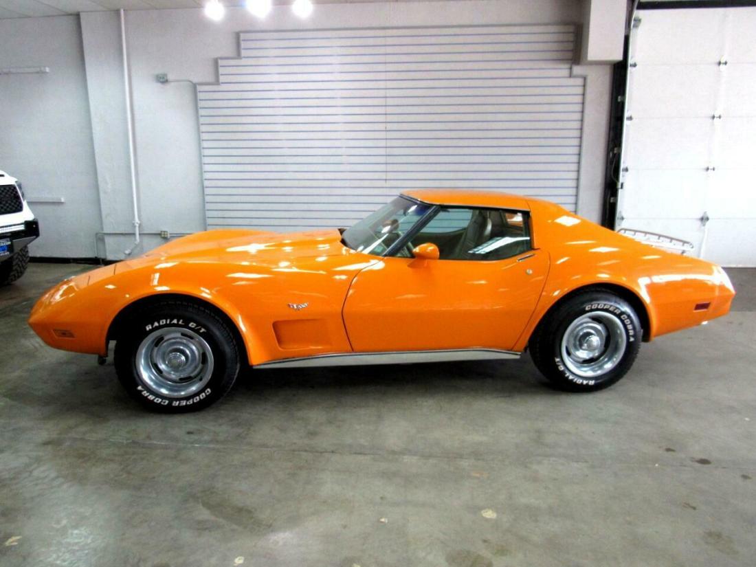 1977 Chevrolet Corvette - photo 2