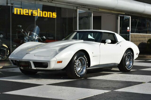 1977 Chevrolet Corvette, Automatic, 32K original miles, clean car! 1977 Chevrolet Corvette