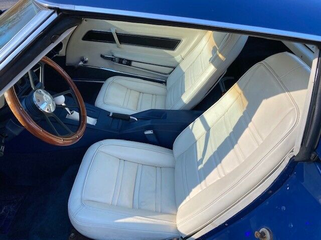 1977 Chevrolet Corvette - photo 11