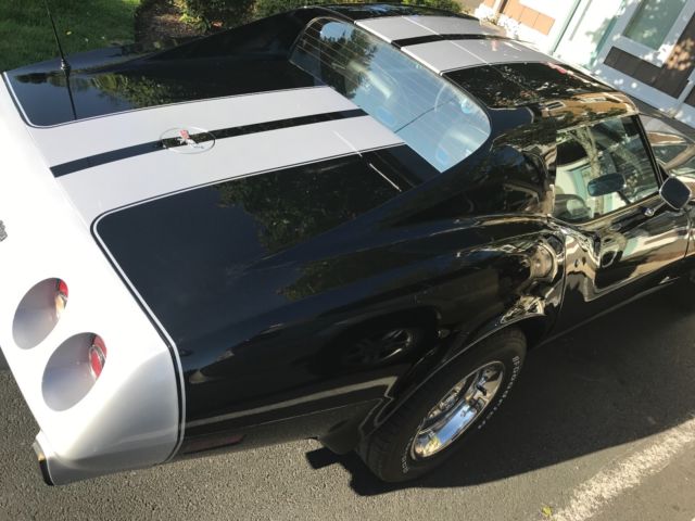 1977 Chevrolet Corvette - photo 6