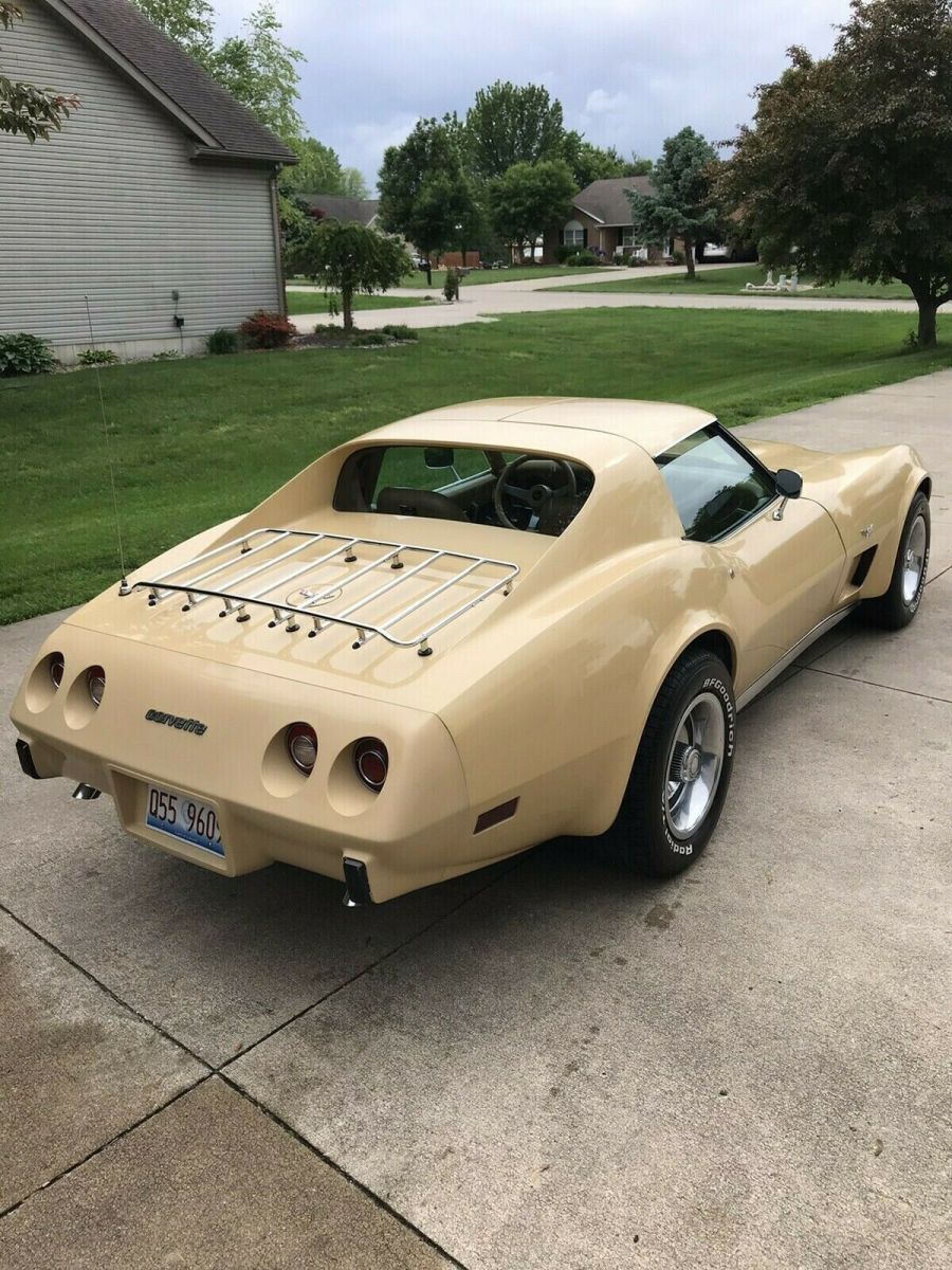 1977 Chevrolet Corvette L48 - photo 2