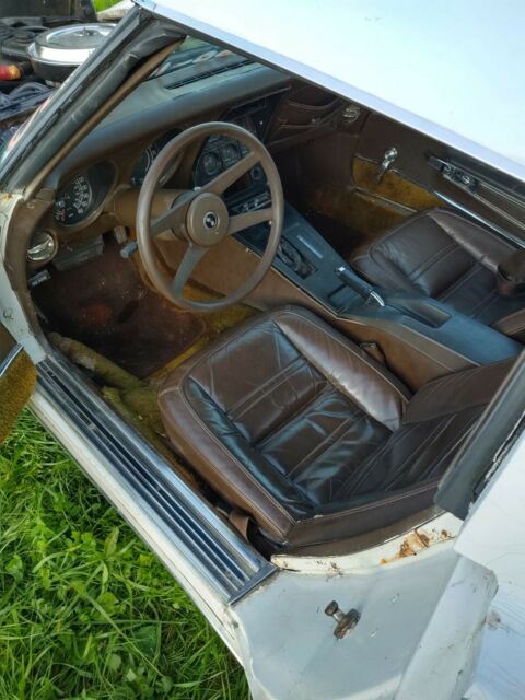 1977 Chevrolet Corvette - photo 9