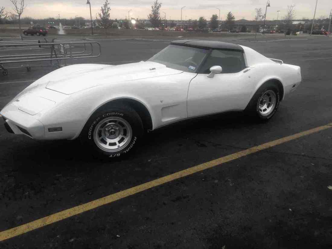 1977 Chevrolet Corvette C3 - photo 2