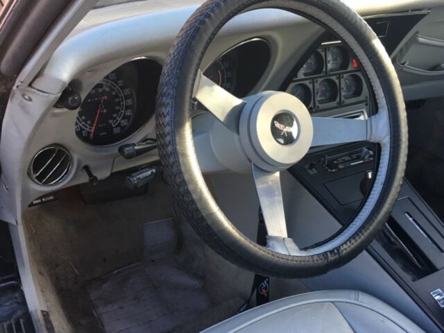 1977 Chevrolet Corvette - photo 11