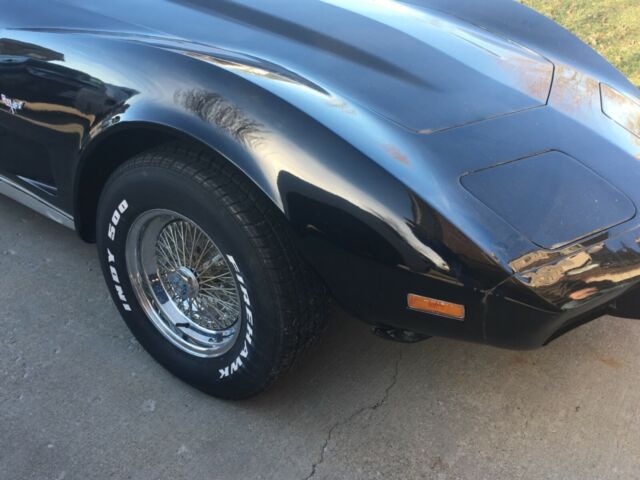 1977 Chevrolet Corvette - photo 2