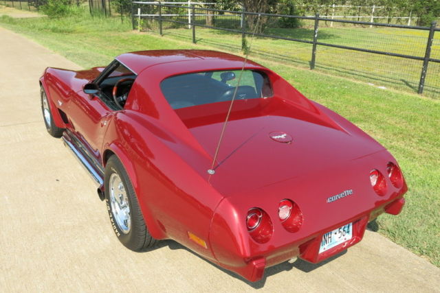 1977 Chevrolet Corvette - photo 11