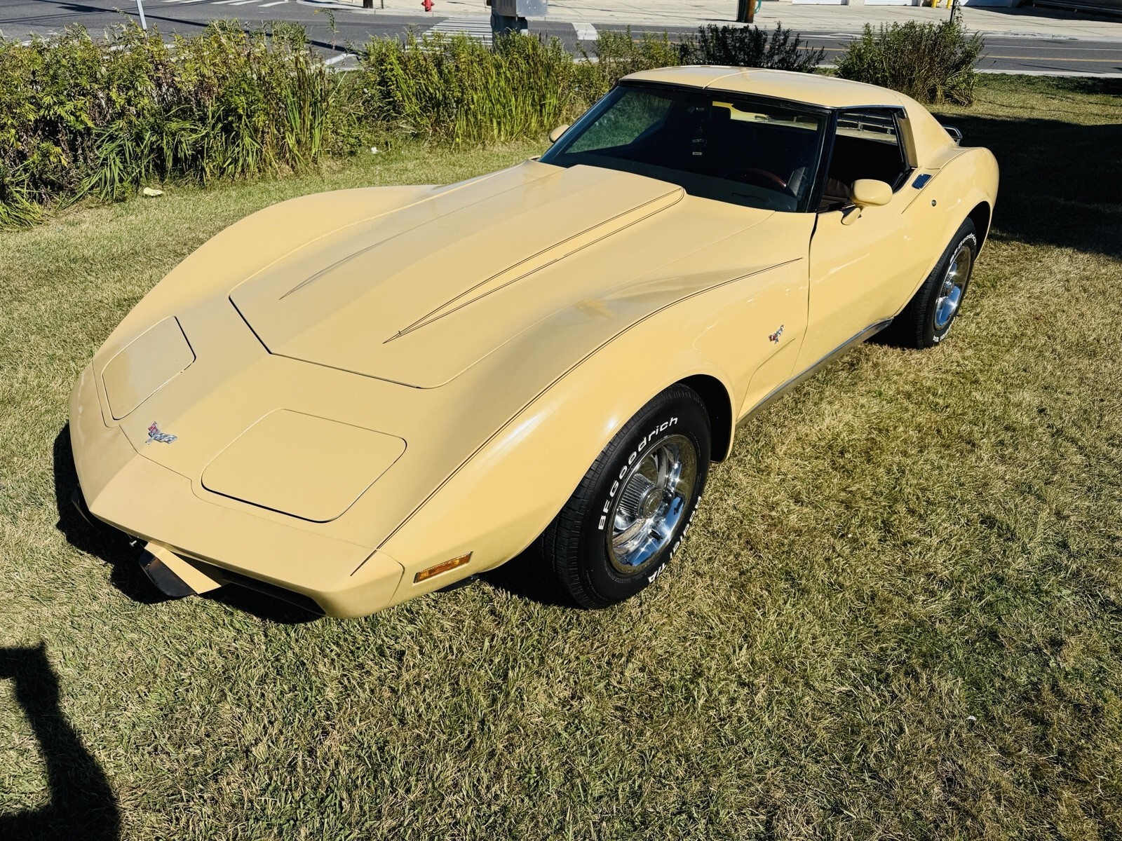 1977 Chevrolet Corvette stingray - photo 2