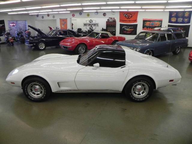 1977 Chevrolet Corvette L48 - photo 10