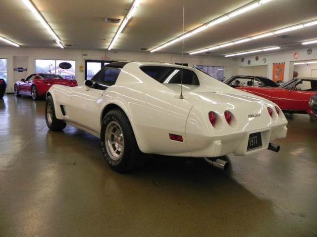 1977 Chevrolet Corvette L48 - photo 12
