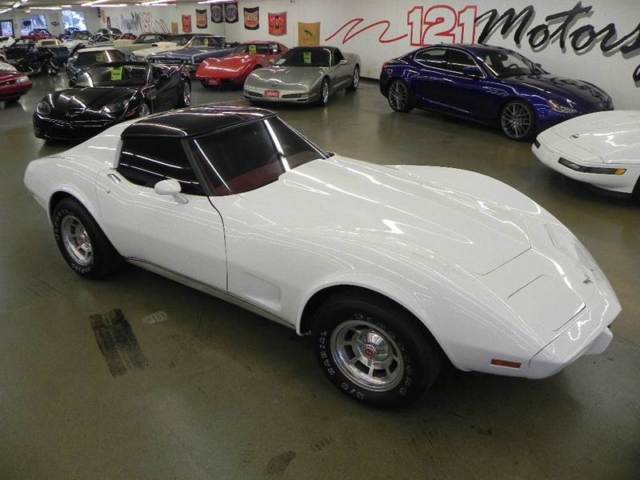 1977 Chevrolet Corvette L48 - photo 3
