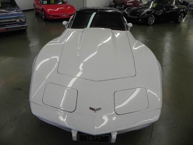 1977 Chevrolet Corvette L48 - photo 6