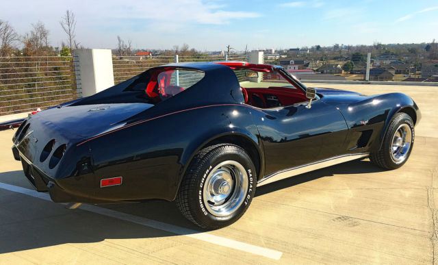 1977 Chevrolet Corvette Base Coupe 2-Door - photo 3