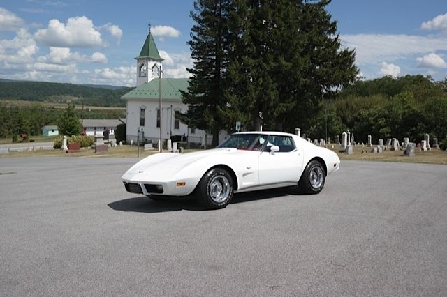 1977 Chevrolet Corvette RARE L82 4-spd 17KOrigMiles NEW NEW NEW Manual RWD V8 1977 Chevrolet Corvette RARE L82 4-spd 17KOrigMiles NEW NEW NEW