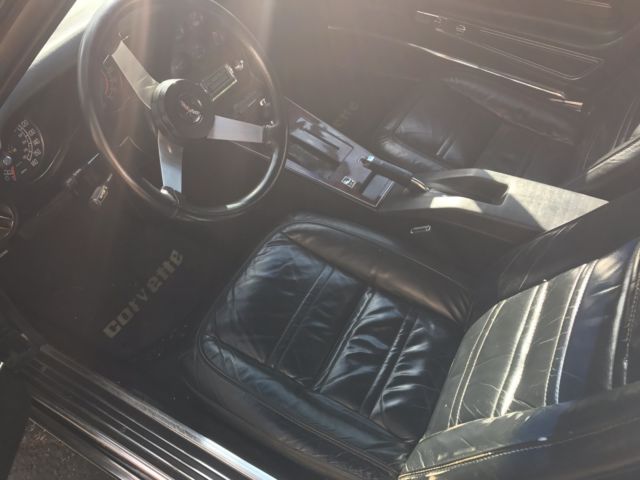 1977 Chevrolet Corvette Black on Black with Rack - photo 7