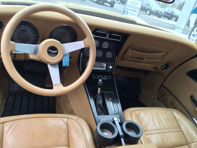 1977 Chevrolet Corvette - photo 10