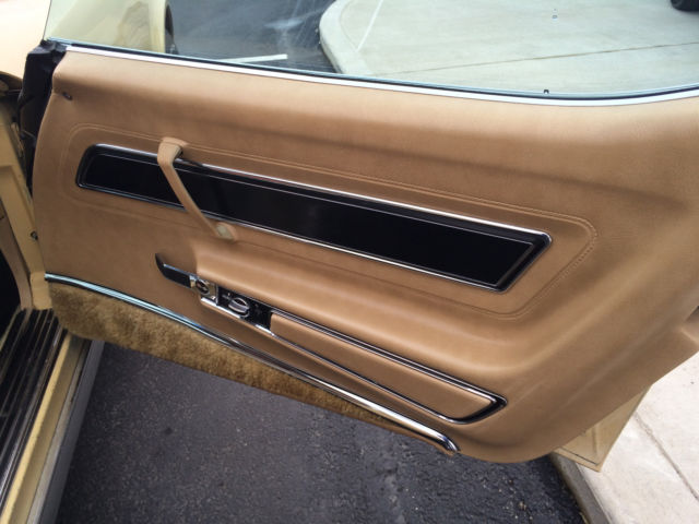 1977 Chevrolet Corvette - photo 13