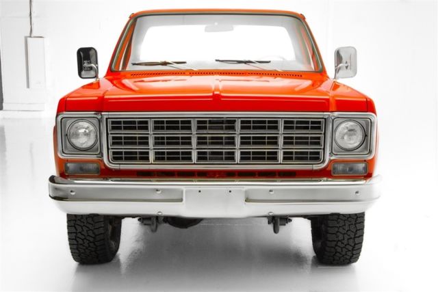 1977 Chevrolet Custom Deluxe Pickup BIG RED K10, 4x4, 350, 4-speed, New Interior - photo 3