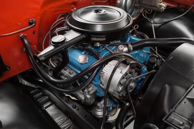 1977 Chevrolet Custom Deluxe Pickup BIG RED K10, 4x4, 350, 4-speed, New Interior - photo 7