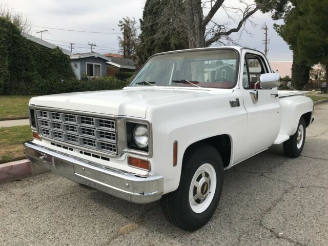 1977 Chevrolet Custom Deluxe Stepside 1977 Chevrolet C/K Pickup 2500 Custom Deluxe Stepside
