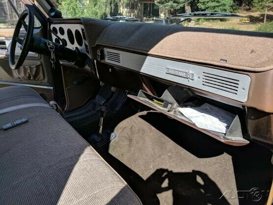 1977 Chevrolet K10 Longbed 1,000 Miles on New Engine - photo 3
