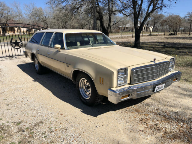 1977 Chevrolet Malibu Station Wagon - photo 4