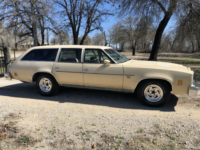 1977 Chevrolet Malibu Station Wagon - photo 5