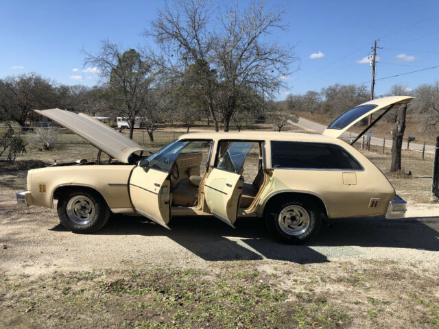 1977 Chevrolet Malibu Station Wagon - photo 9