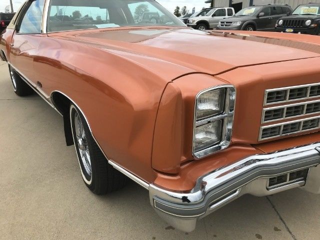 1977 Chevrolet Monte Carlo -- - photo 4