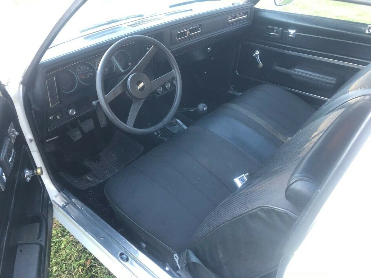 1977 Chevrolet Nova Sedan - photo 9