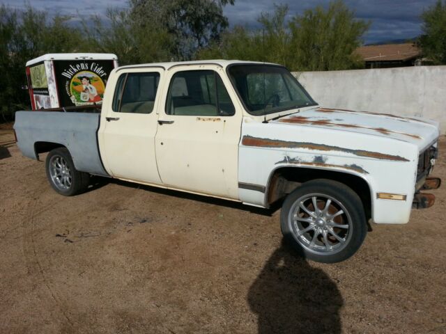 1977 Chevrolet C/K Pickup 2500 - photo 2