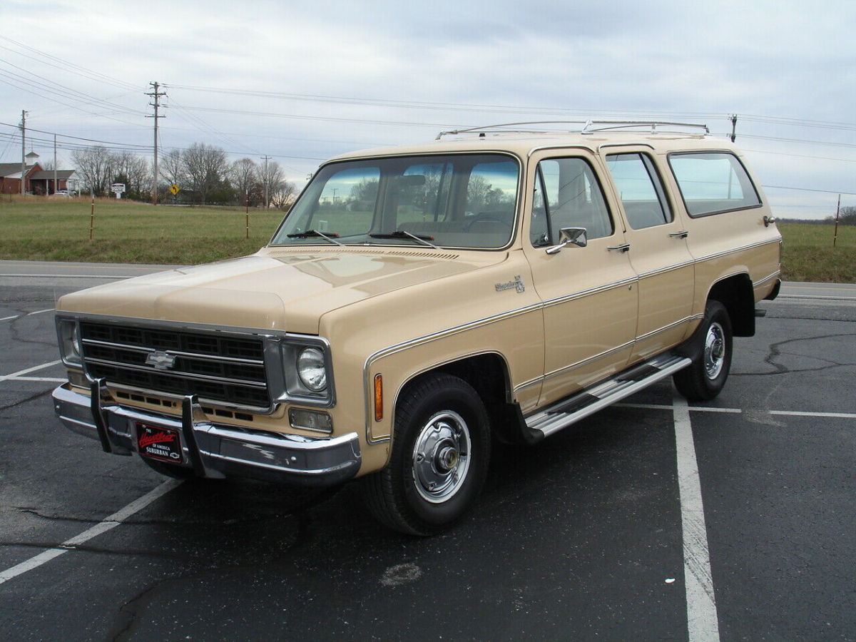 1977 Chevrolet Suburban 1500 vintage 1977 Chevrolet Suburban