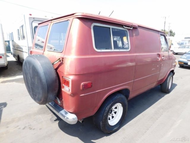 1977 Chevrolet Van - photo 8