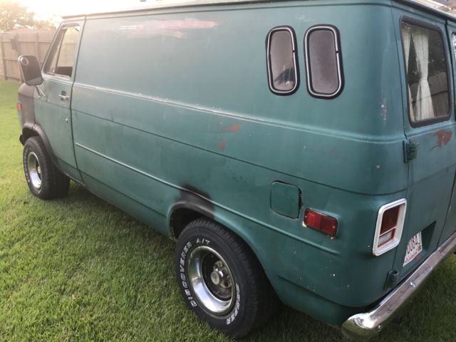 1977 Chevrolet G20 Van - photo 9