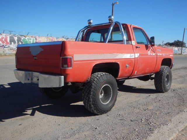 1977 Chevrolet C/K Pickup 1500 Short Bed 4x4 - photo 4