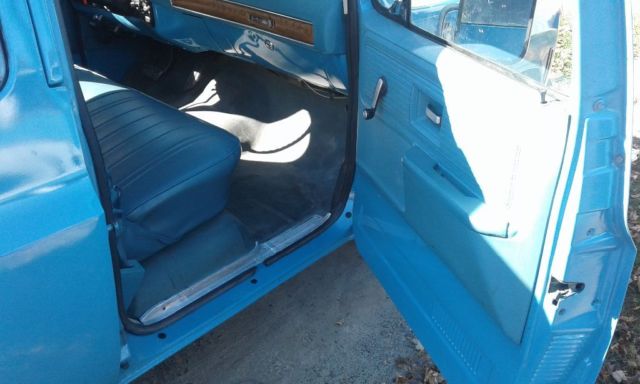 1977 Chevrolet Suburban Cheyenne - photo 5
