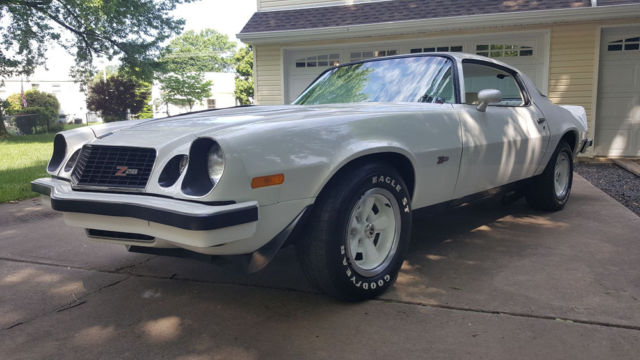 1977 CHEVY CAMARO Z28 - 4SPD - SHOW WINNER - A TRUE MUST SEE - ORIG/RESTORED!!! 1977 Chevrolet Camaro