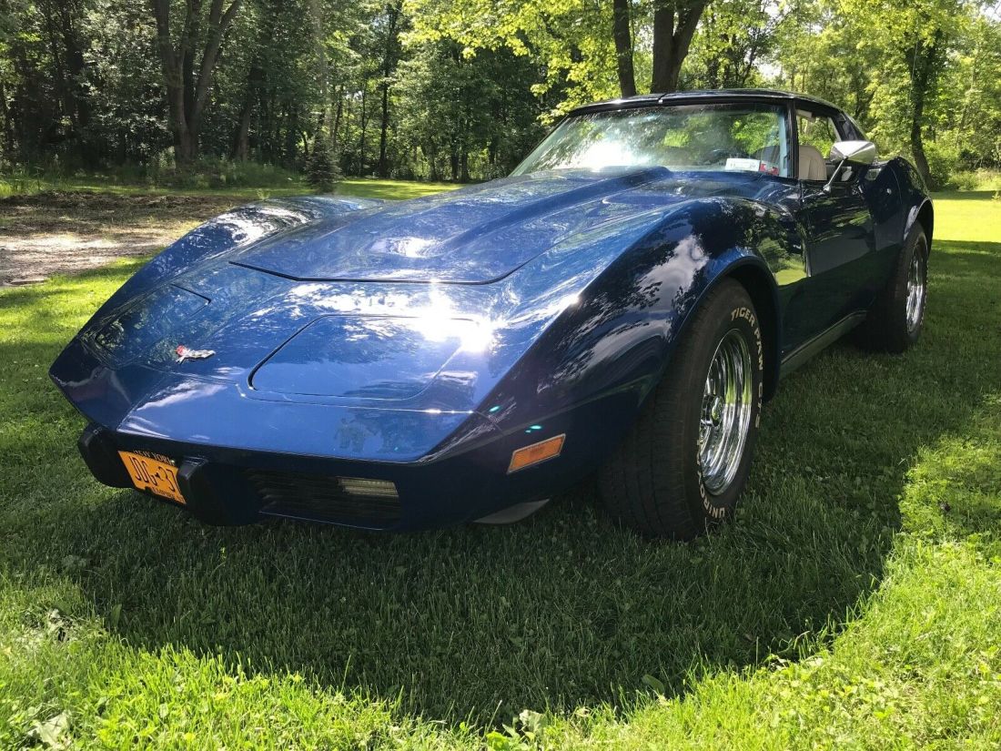 1977 Chevrolet Corvette - photo 3