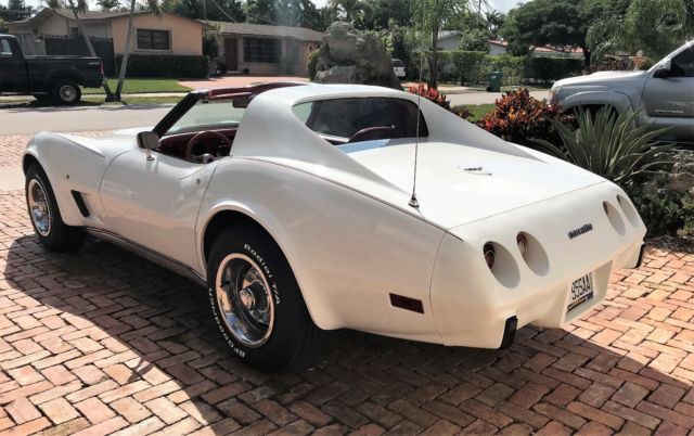 1977 Chevrolet Corvette - photo 3