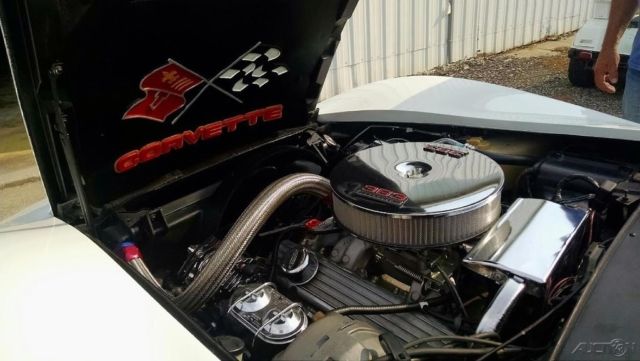 1977 Chevrolet Corvette - photo 8
