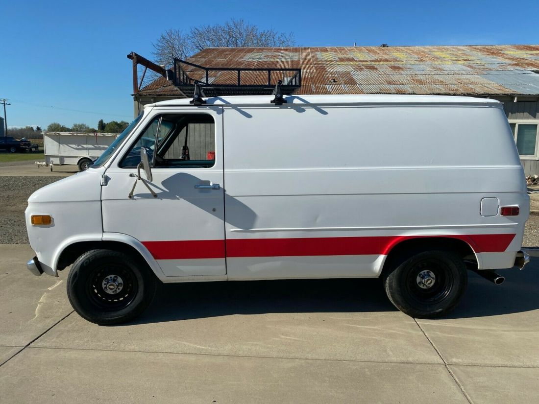 1977 Chevrolet G20 Van - photo 13